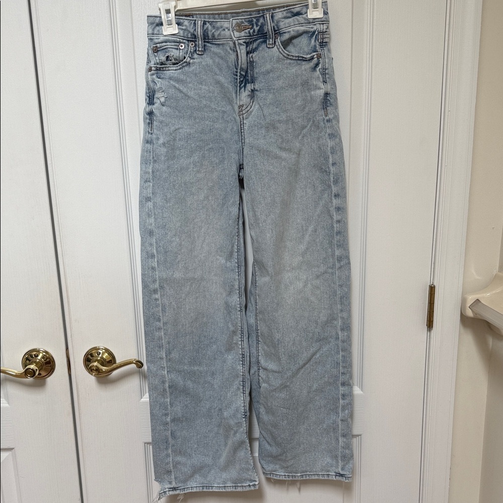 American Eagle Outfitters Light Blue Straight Leg Jeans
